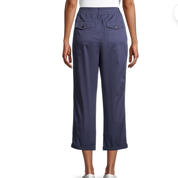 Time and Tru NEW Women's Cargo High Rise Relaxed Capri Pants - Blue - Size 16 - Picture 3 of 9